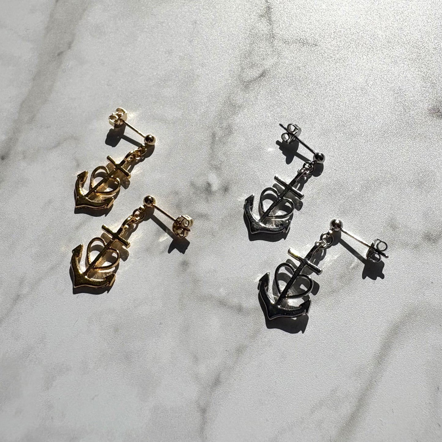 HEART ANCHOR EARRINGS