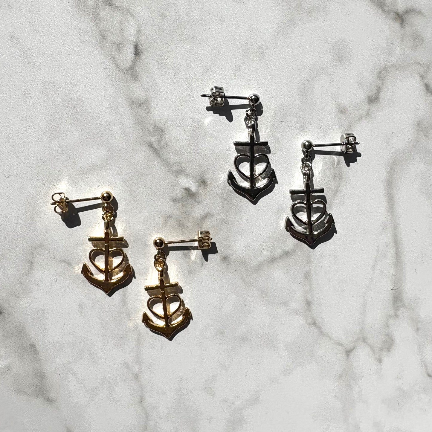 HEART ANCHOR EARRINGS