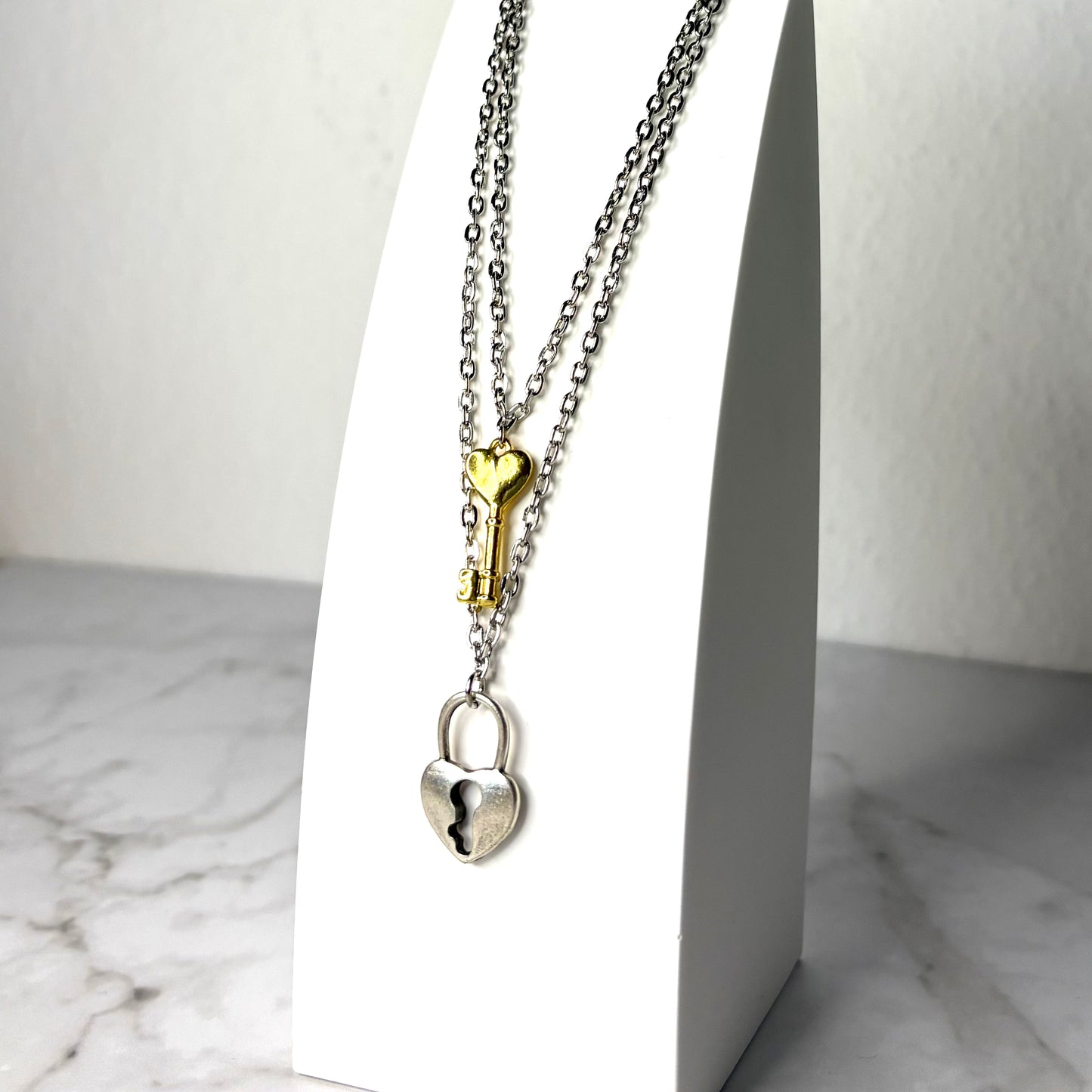 Vorhängeschloss-Halskette