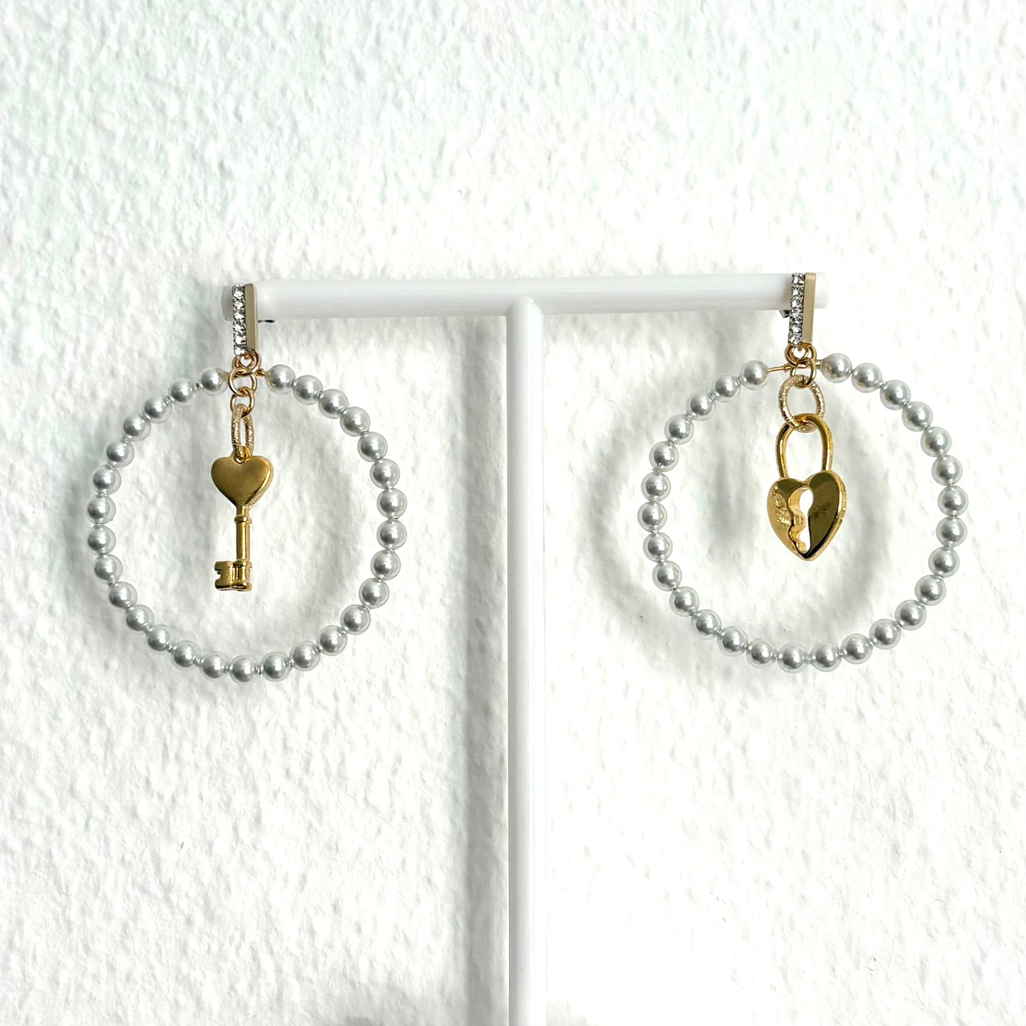 Vorhängeschloss-Perlen-Creolen