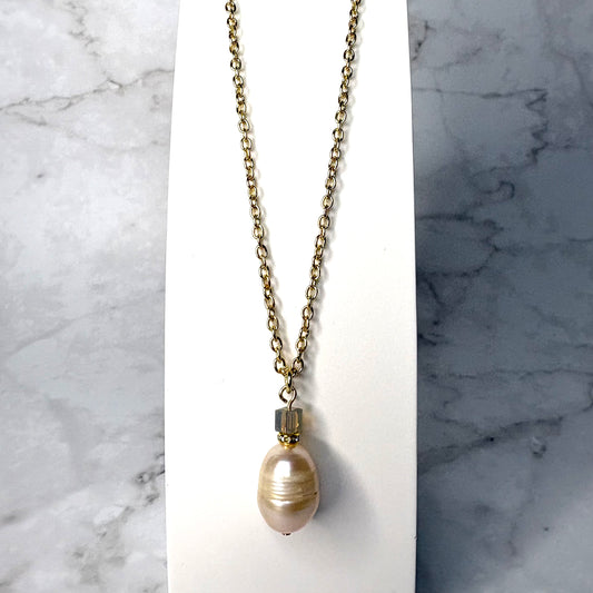 PERFUME NECKLACE PEARL